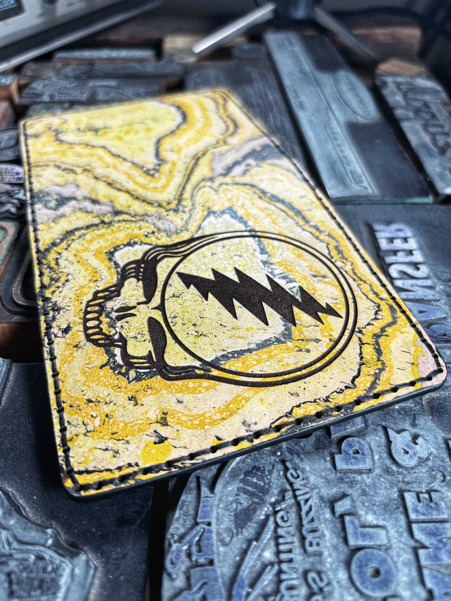 (Only 1) Handmade 6 Pocket Grateful Dead Marbled Yellow/Black Leather Bifold Minimalist Wallet