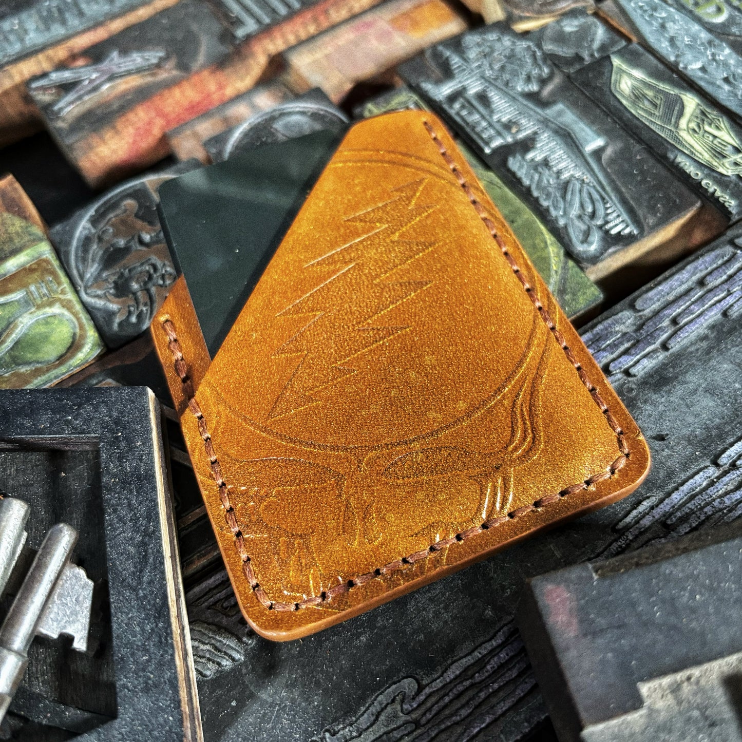 [Limited Edition] Honey Rust Grateful Dead Embossed Hand Made Leather Minimalist Wallet